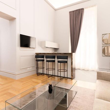 Limehome Lecce Palazzo Bn Экстерьер фото