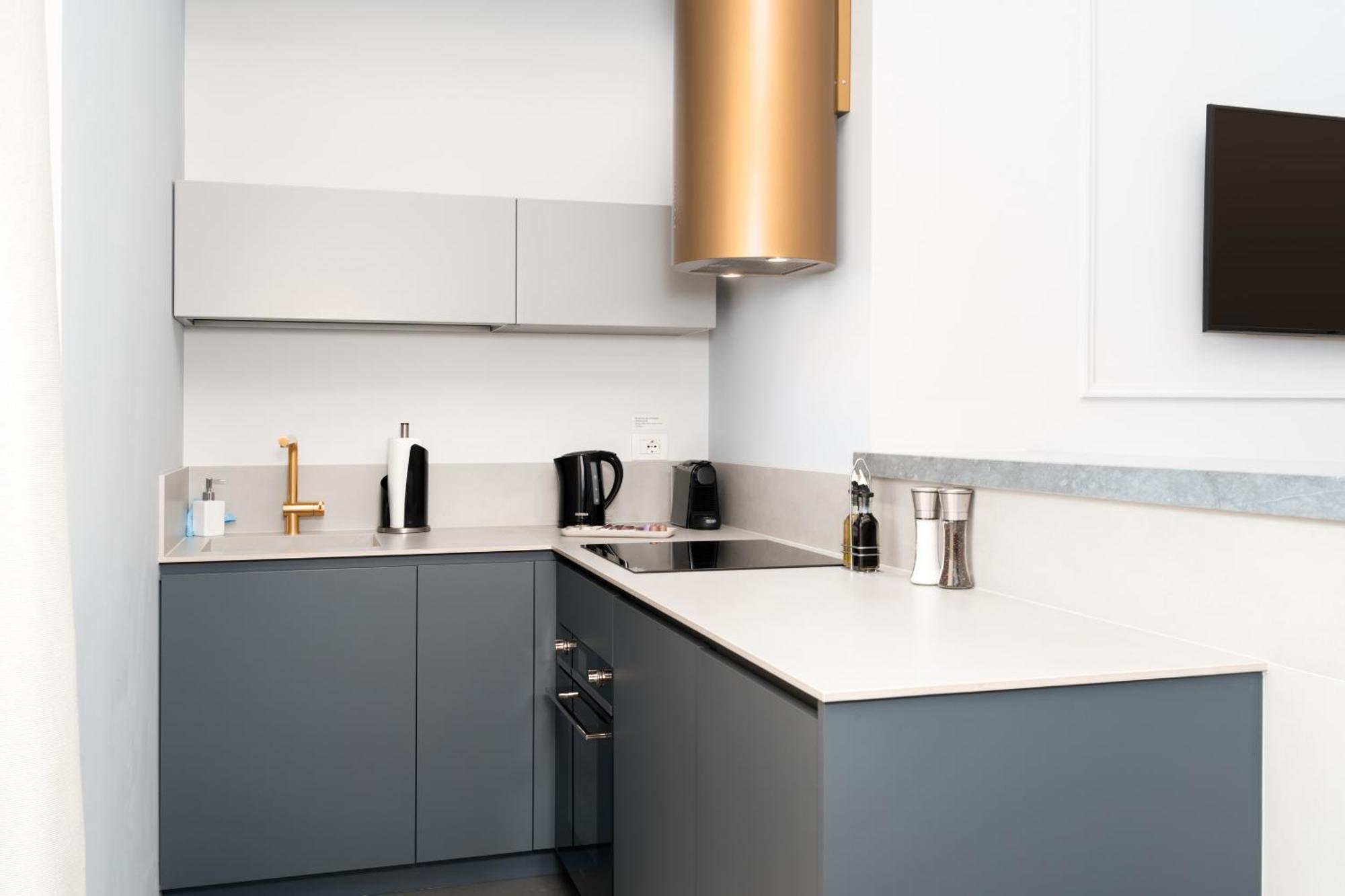 Limehome Lecce Palazzo Bn Экстерьер фото